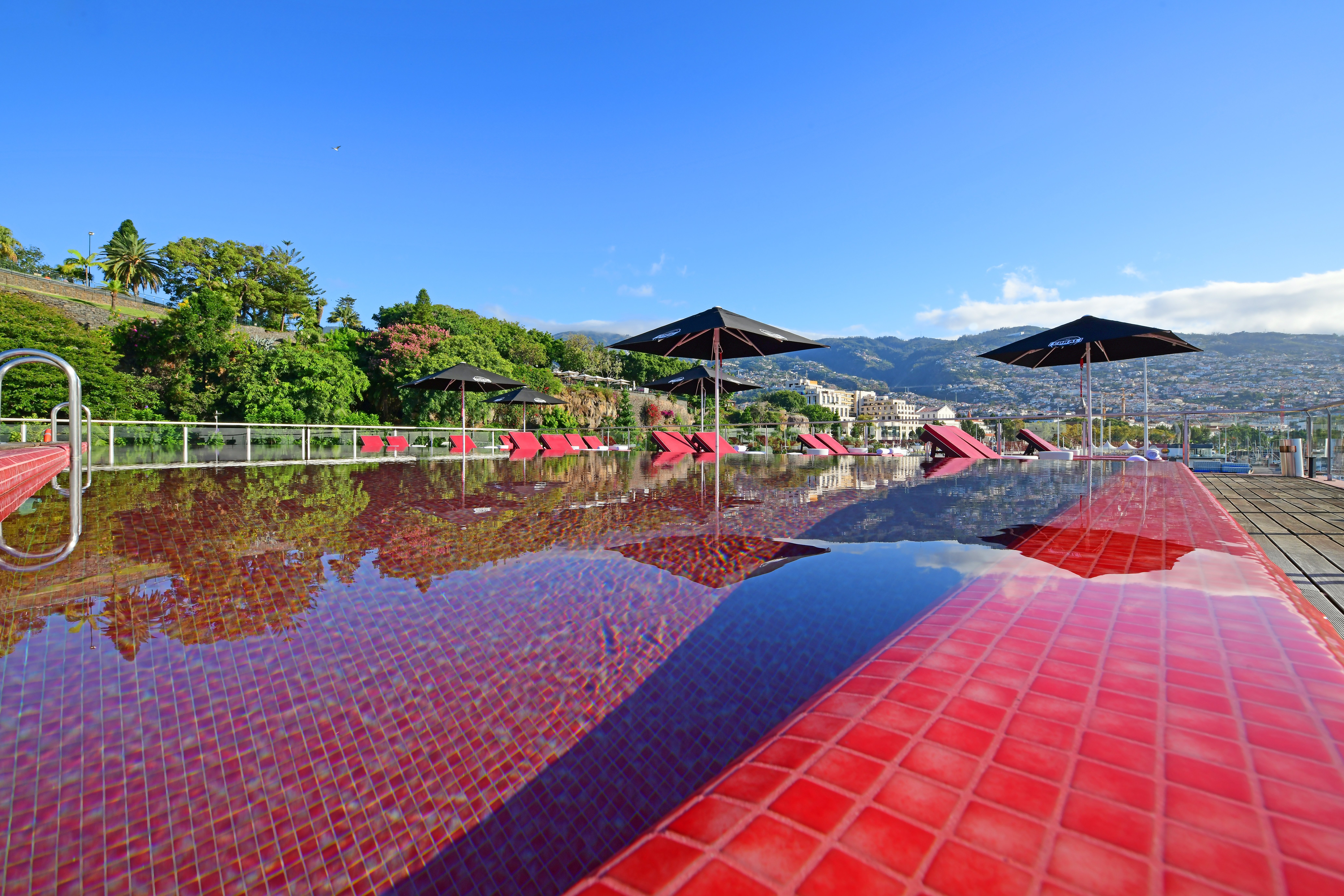 Pestana Cr7 Funchal 37/67