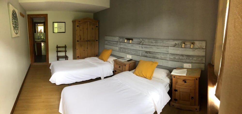 Hotel Torrecerredo 18/38