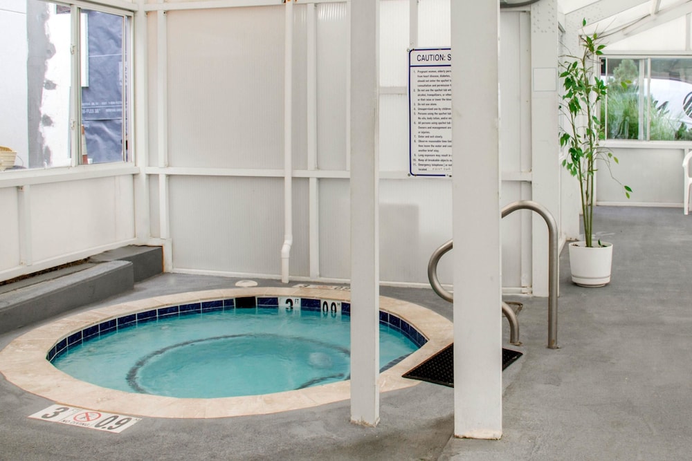 Quality Inn & Suites Maggie Valley - Cherokee Area 7/59