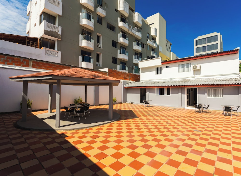 Hotel Med 94 Barranquilla 38/43