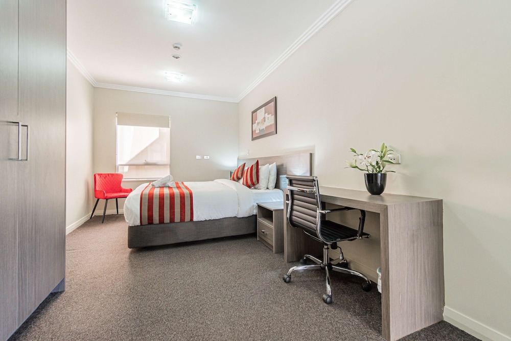 Best Western Plus Camperdown Suites 27/30