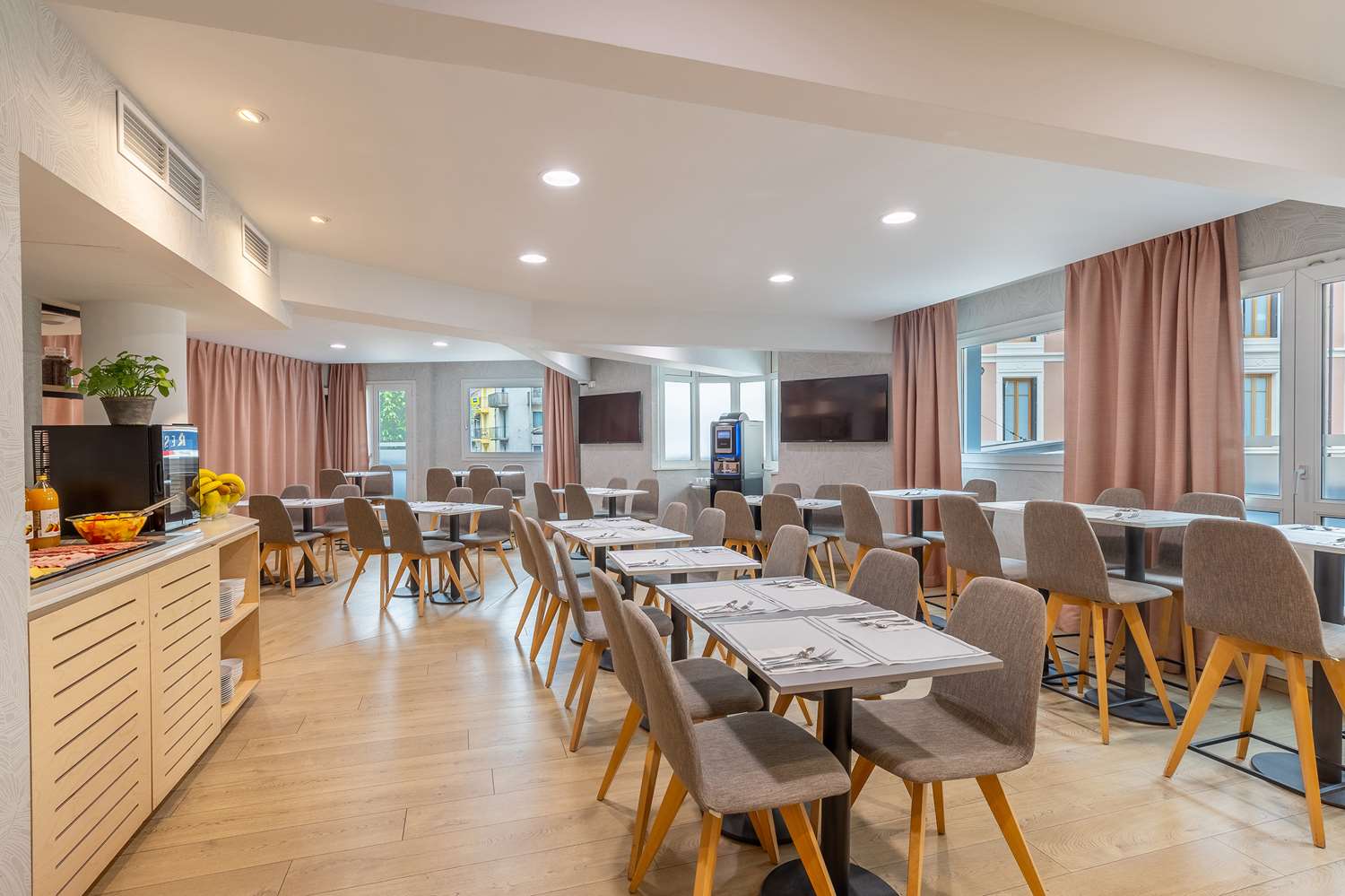 Urban Hotel Aix-les-Bains, BW Signature Collection 51/54