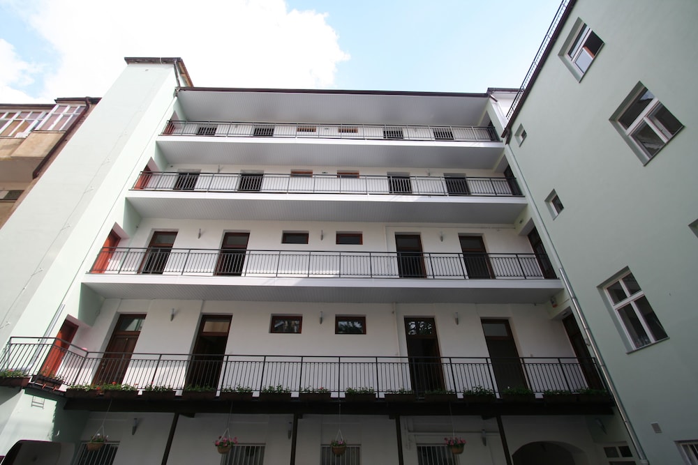 Aparthotel Susa 2/35