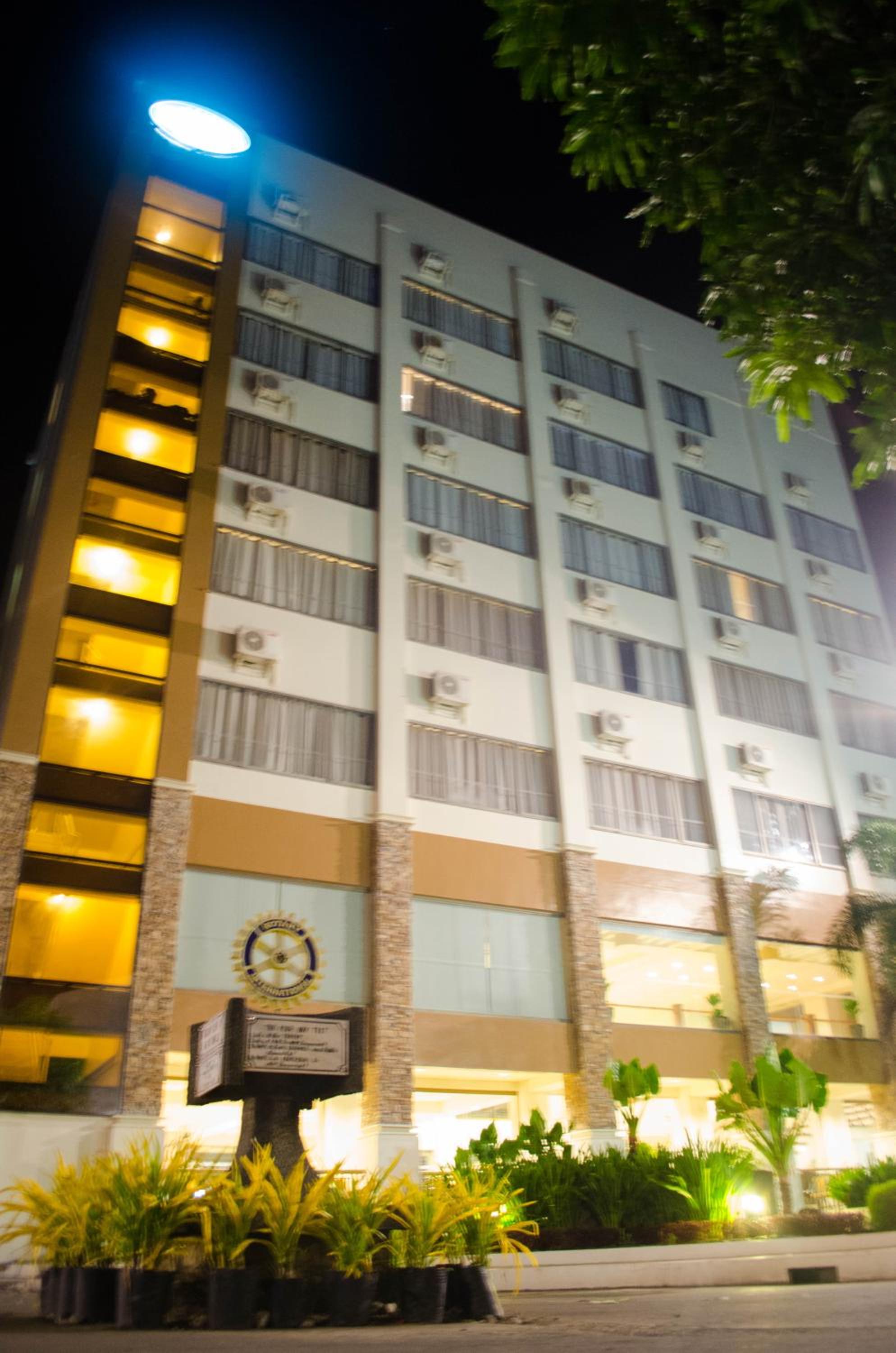 Hotel Tavern Surigao 4/57