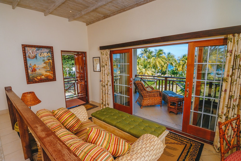 Bequia Beach Hotel 49/78