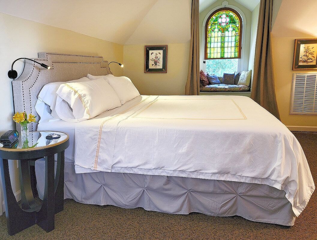 LOFT, PREMIUM, SUITE, KING BED, KITCHEN