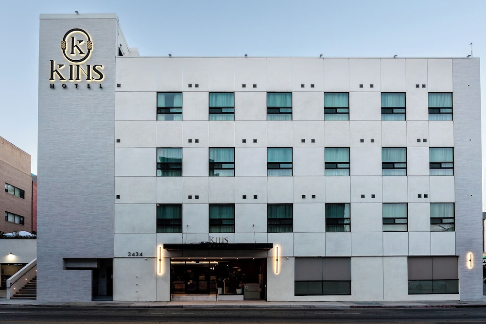 Kins Hotel 1/50