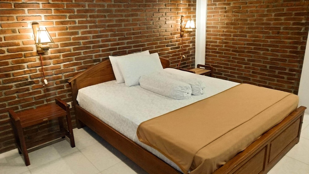غرفة ديلوكس بسرير كينج، Genthong Homestay 4/6