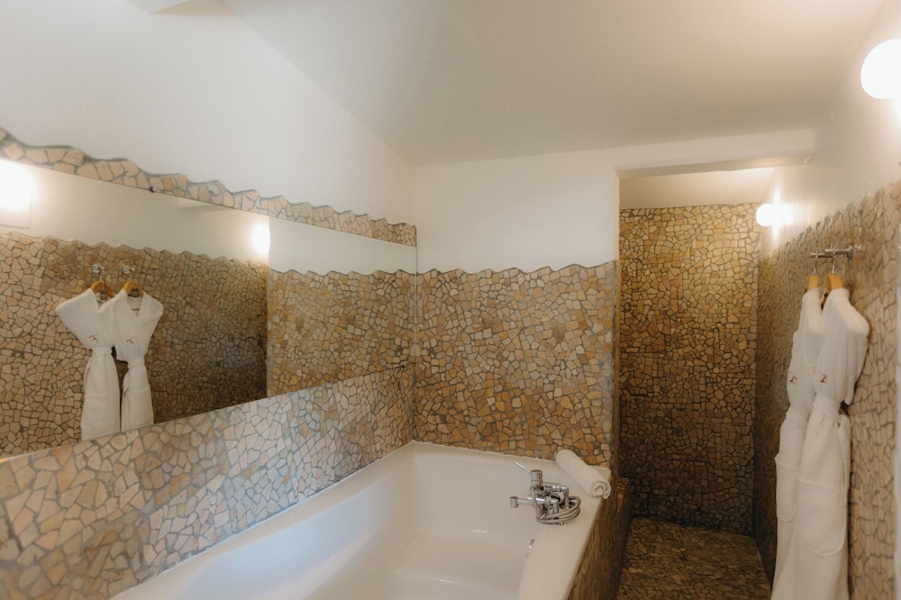 Mas de La Fouque Hotel Spa 48/49
