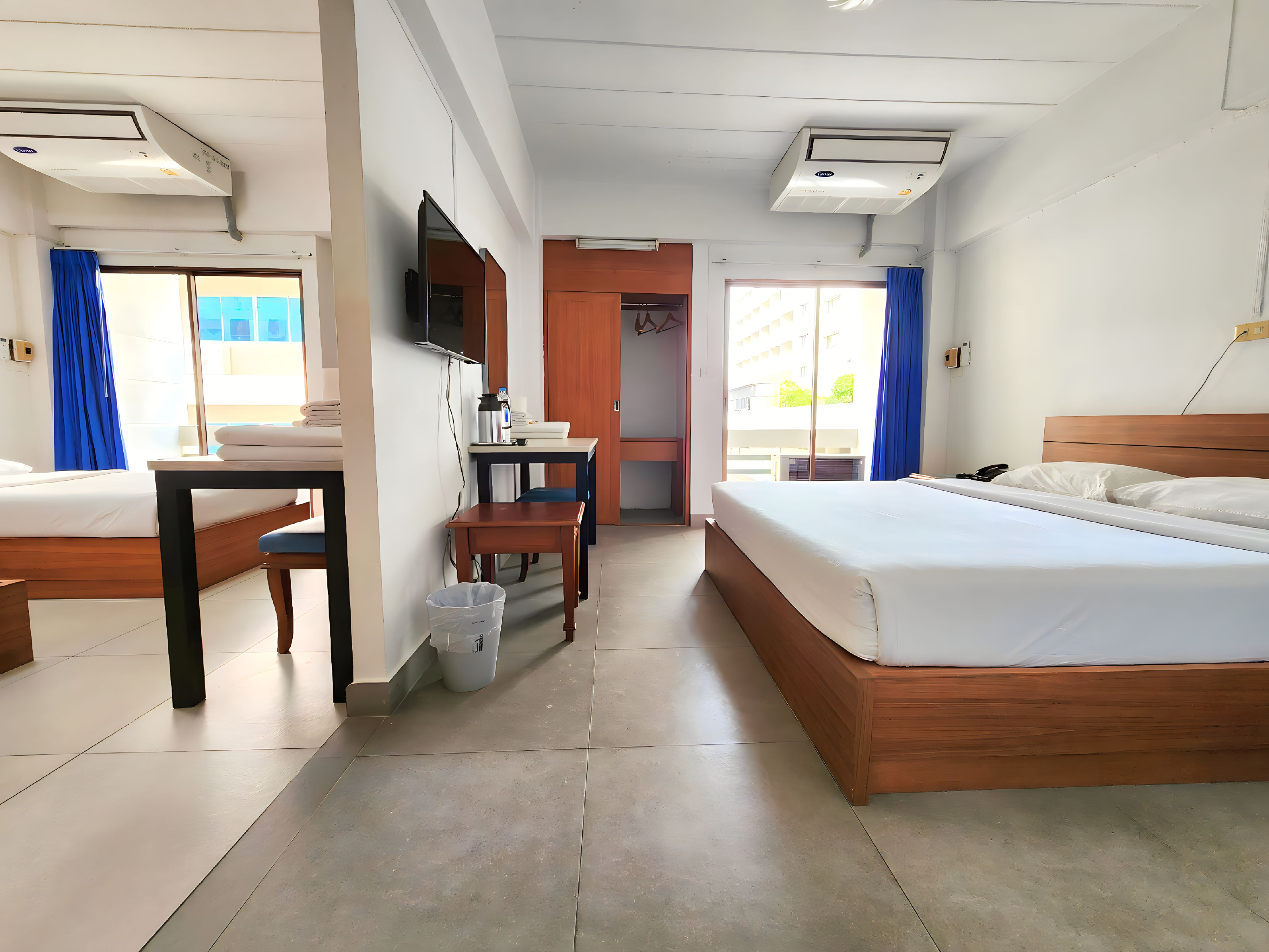 Deluxe, Family, 2 Bathrooms