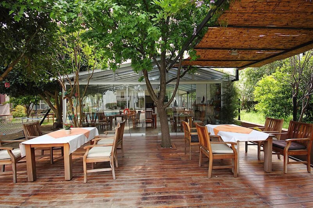 Vira Apart Hotel 34/50