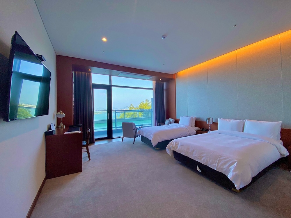 Hotel JCS Yeosu 17/50