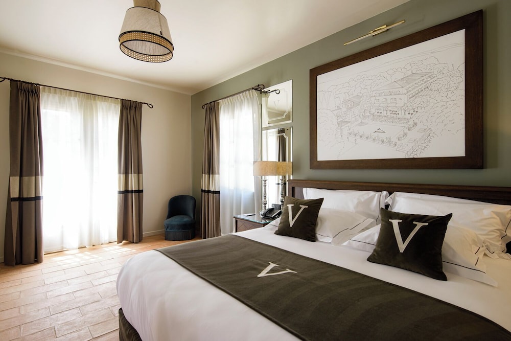 3 Rooms, Villa, 3 King Beds, Pool Access