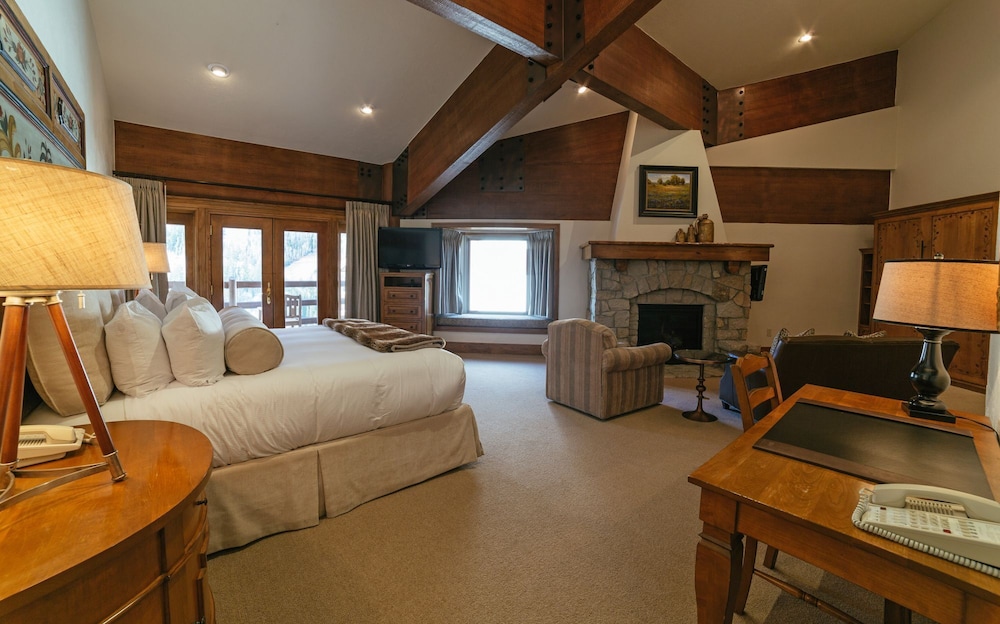 Stein Eriksen Lodge 40/83