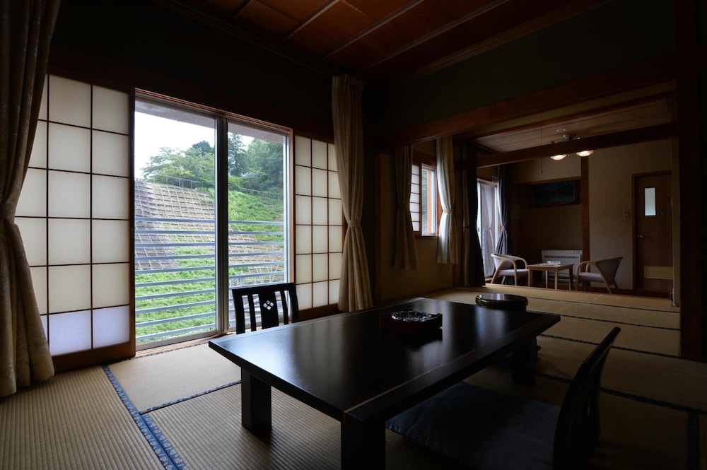 Hotel Izumiya 51/68