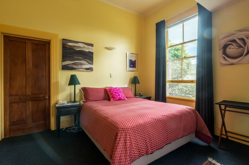 The Great Ponsonby Arthotel 20/72