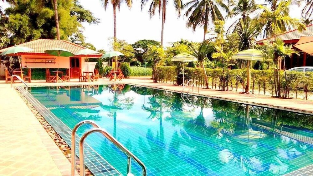 Siam Tara Resort 48/50