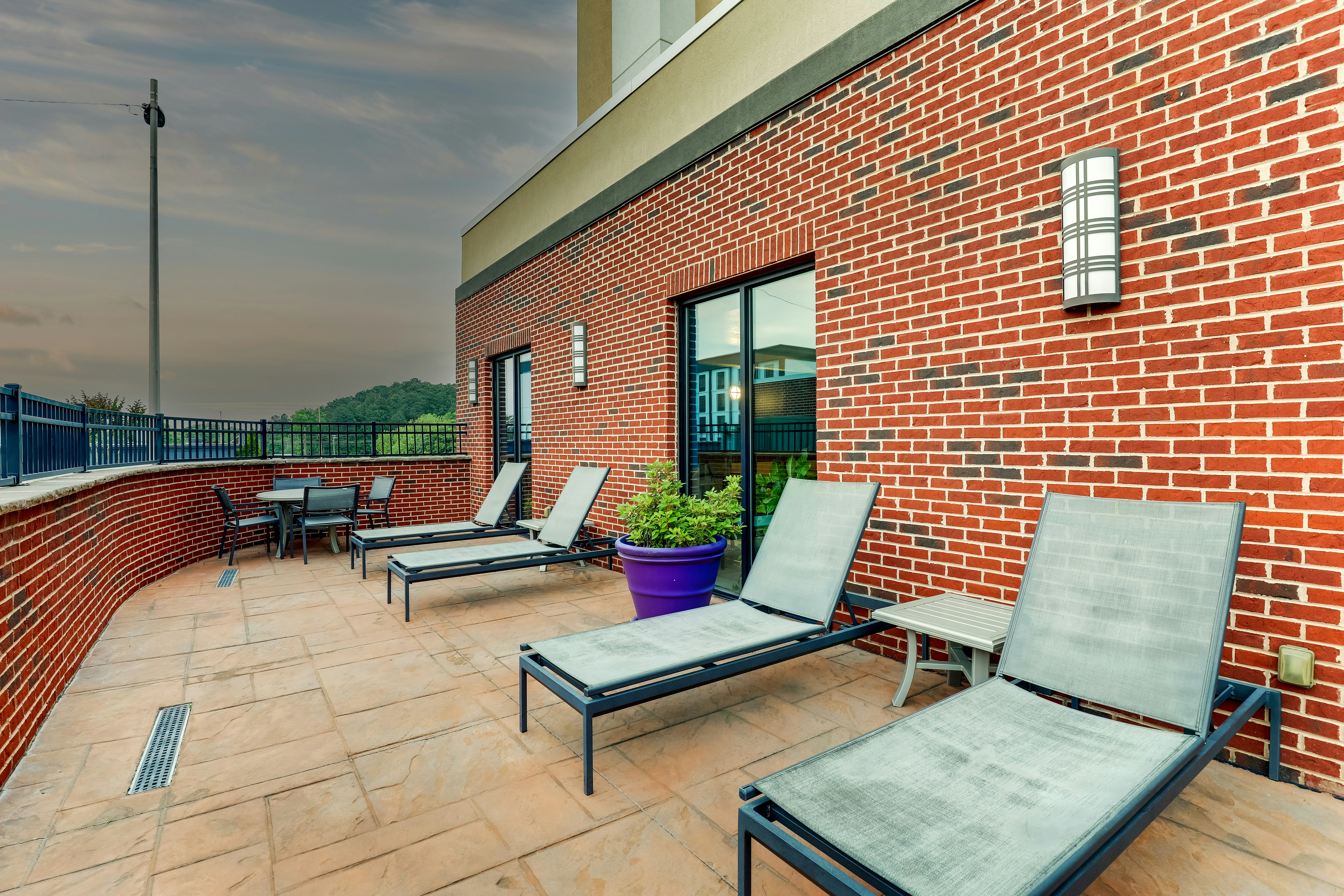 Hampton Inn & Suites Rome 24/49