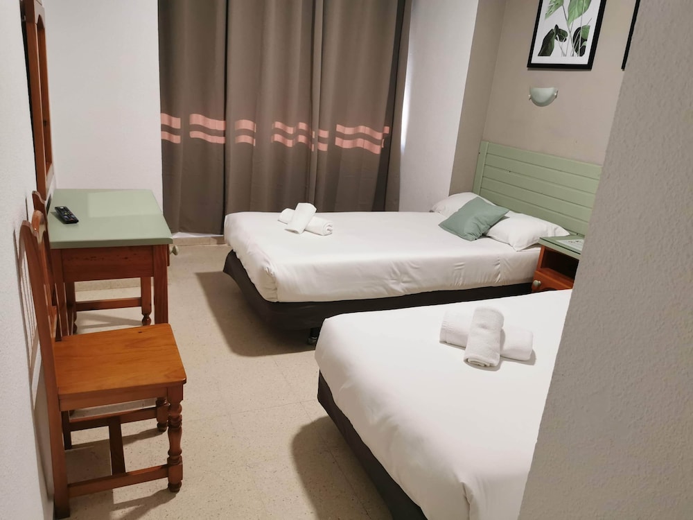 Hotel Costa Andaluza 29/48