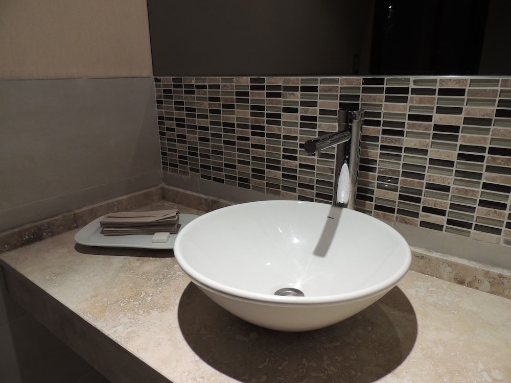 Premium Tower Suites San Luis 34/60