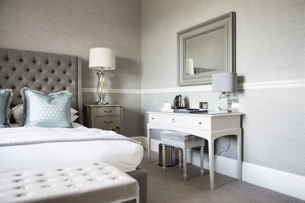 Roundthorn Country House 10/64
