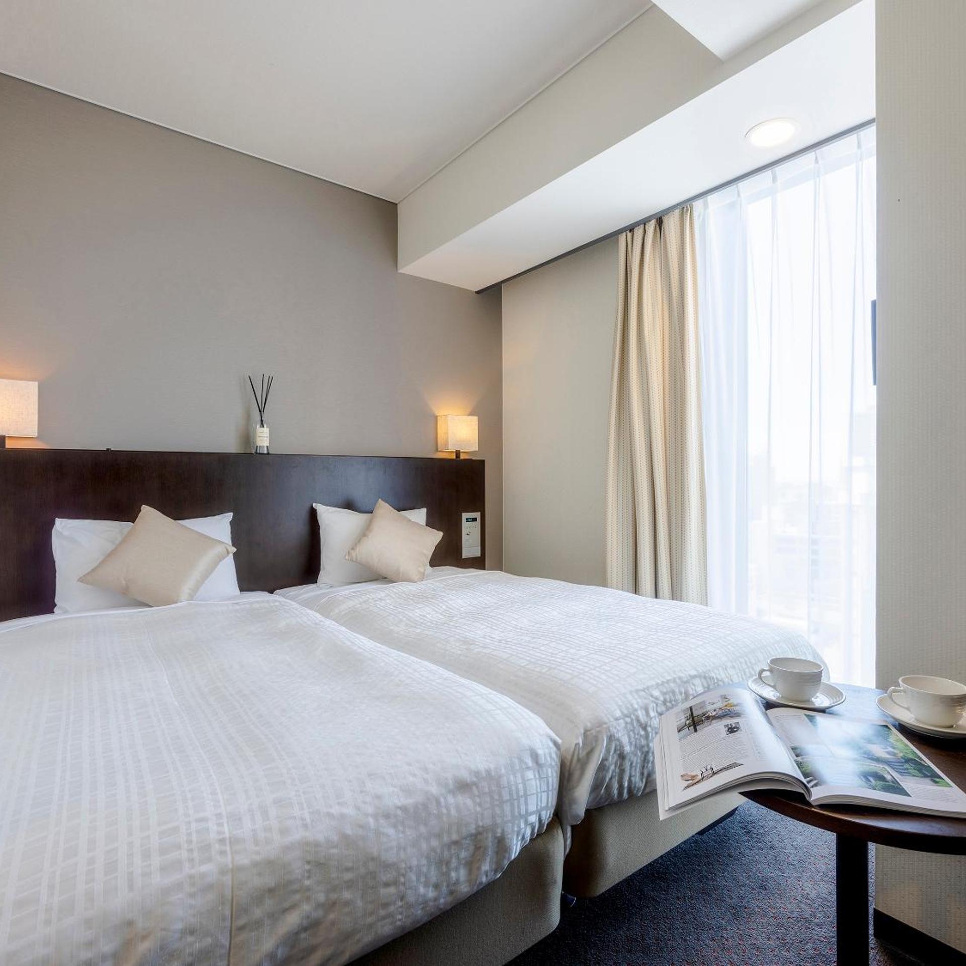Compact, Standard, Twin Beds