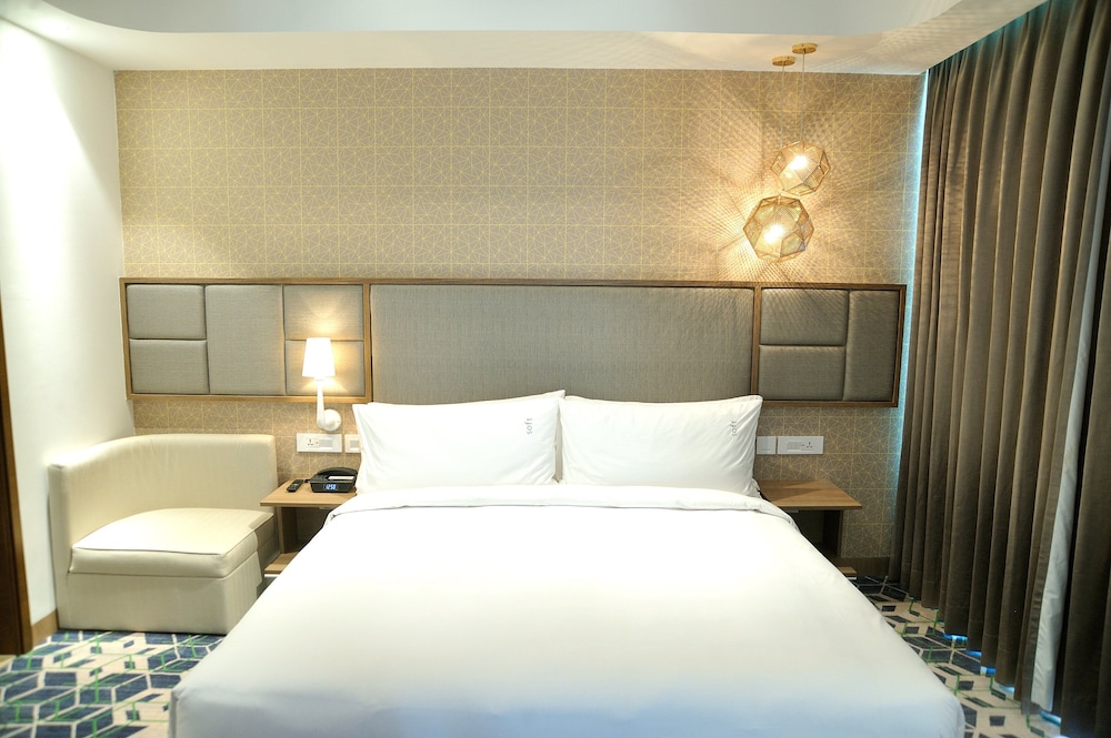 Holiday Inn Gurugram Sector 90 22/77