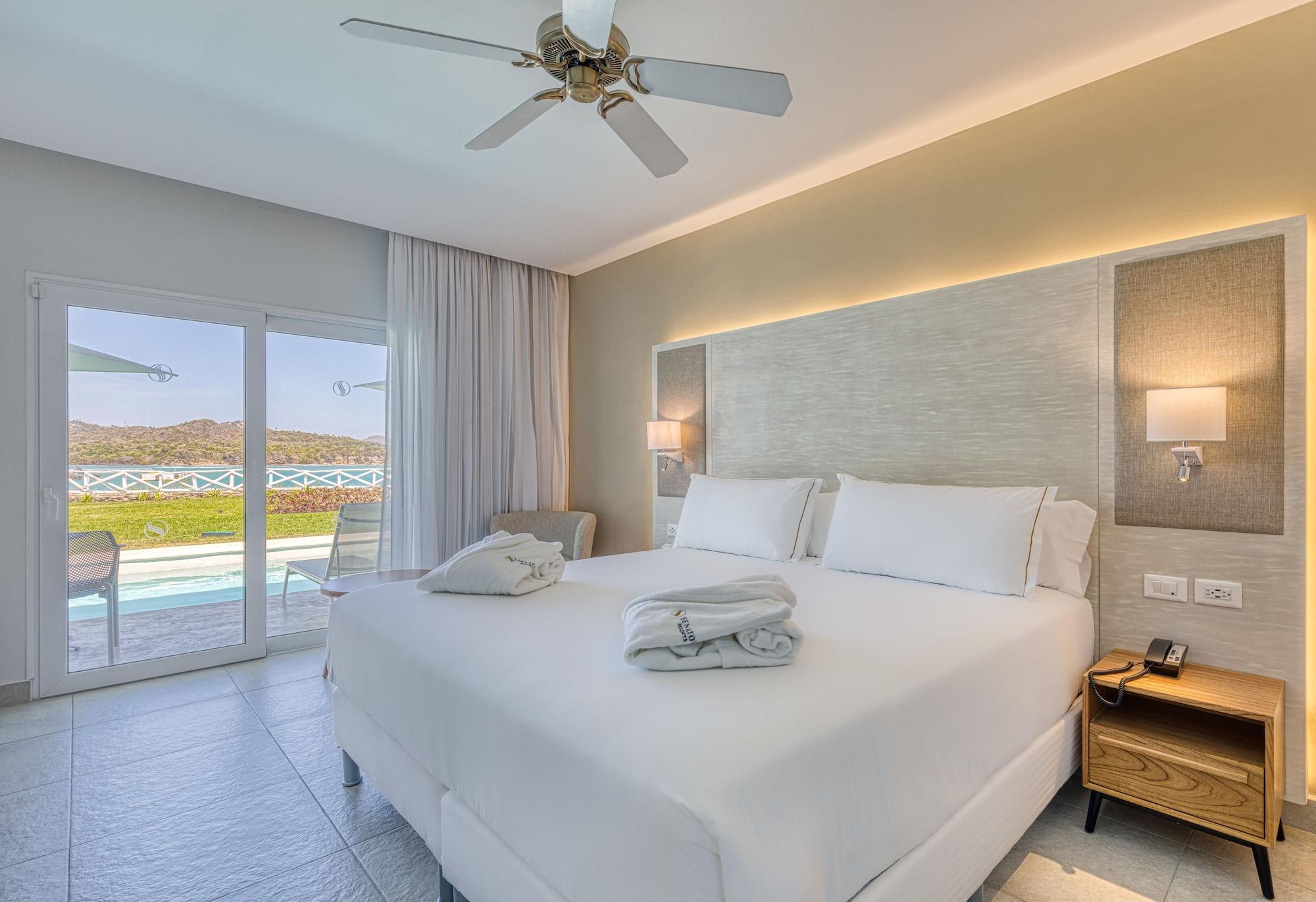 Swim Up, Senator, Luxury, Suite, Ocean View