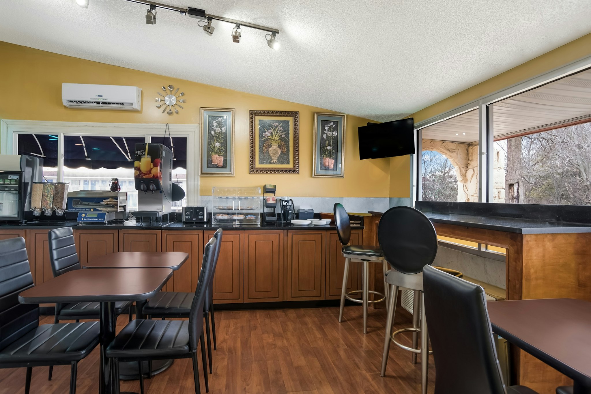 Scottish Inns Harrisburg Hershey South 64/71