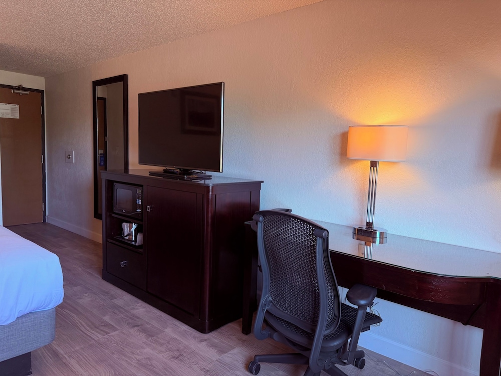 Motel6 Albert Lea, MN 37/59