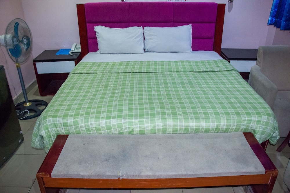Folade Hotels 13/29