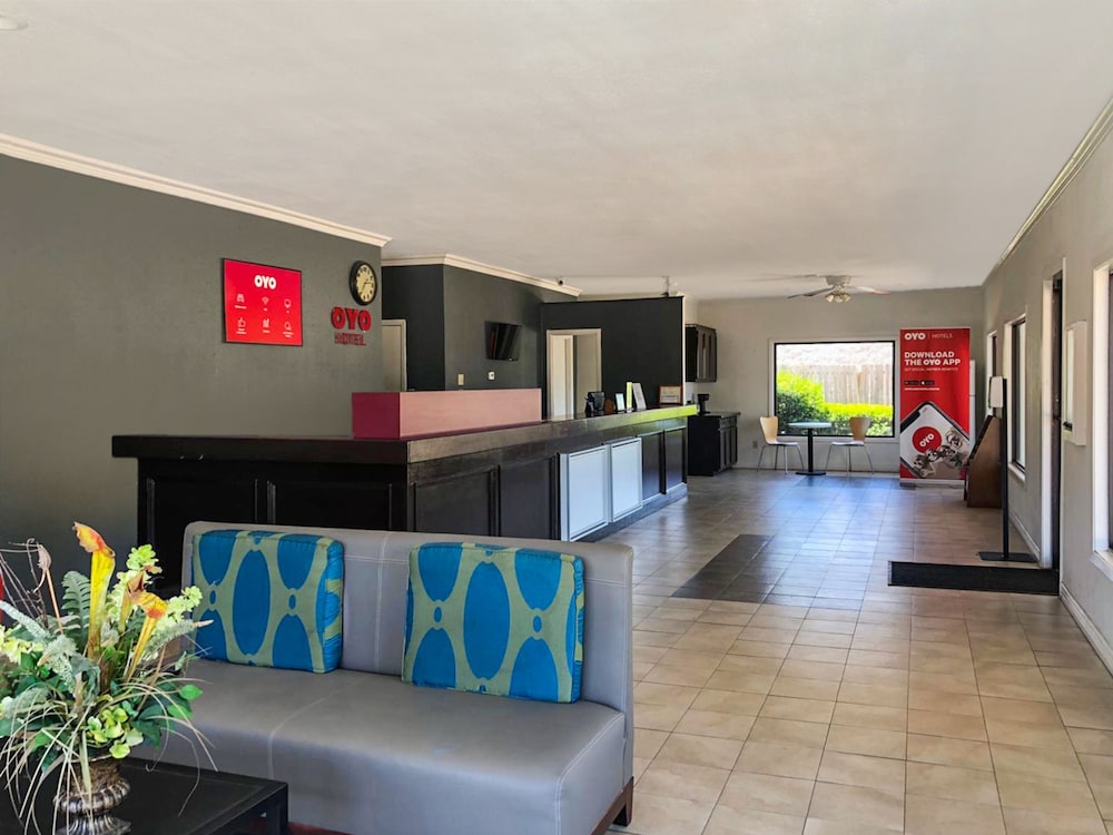 Lobby at OYO Hotel DeRidder Hwy 171 North, DE RIDDER - LA