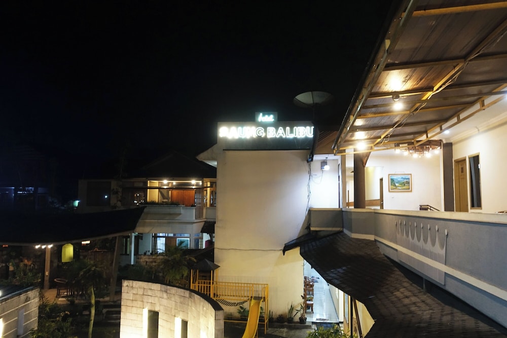 Saung Balibu Hotel 12/68
