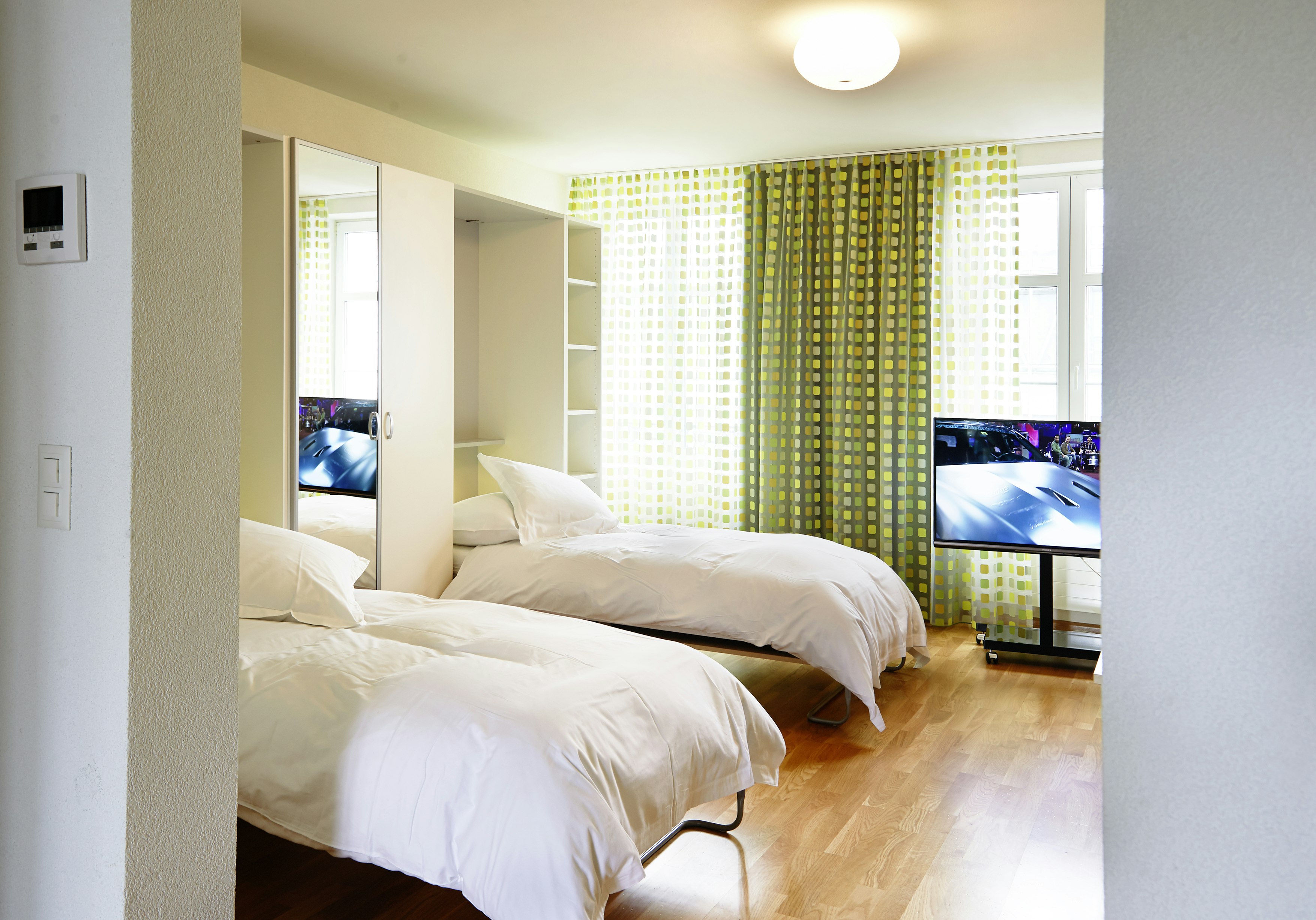 Congress Apartments By Hotel Du Commerce 6/24