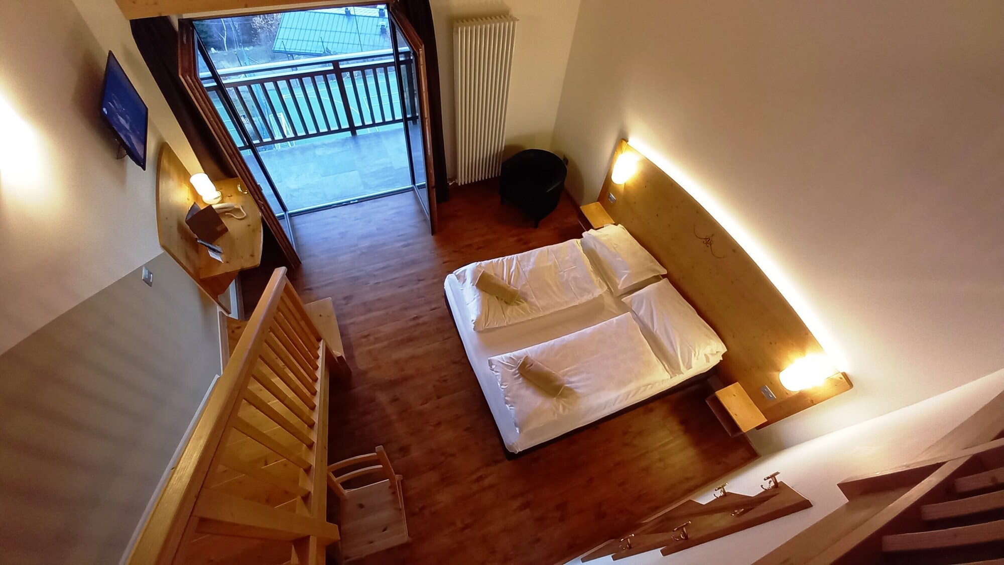 Family, 1 Queen and 1 Single Bed, Mountain View, Balcony, Hotel Monte Bondone 7/10