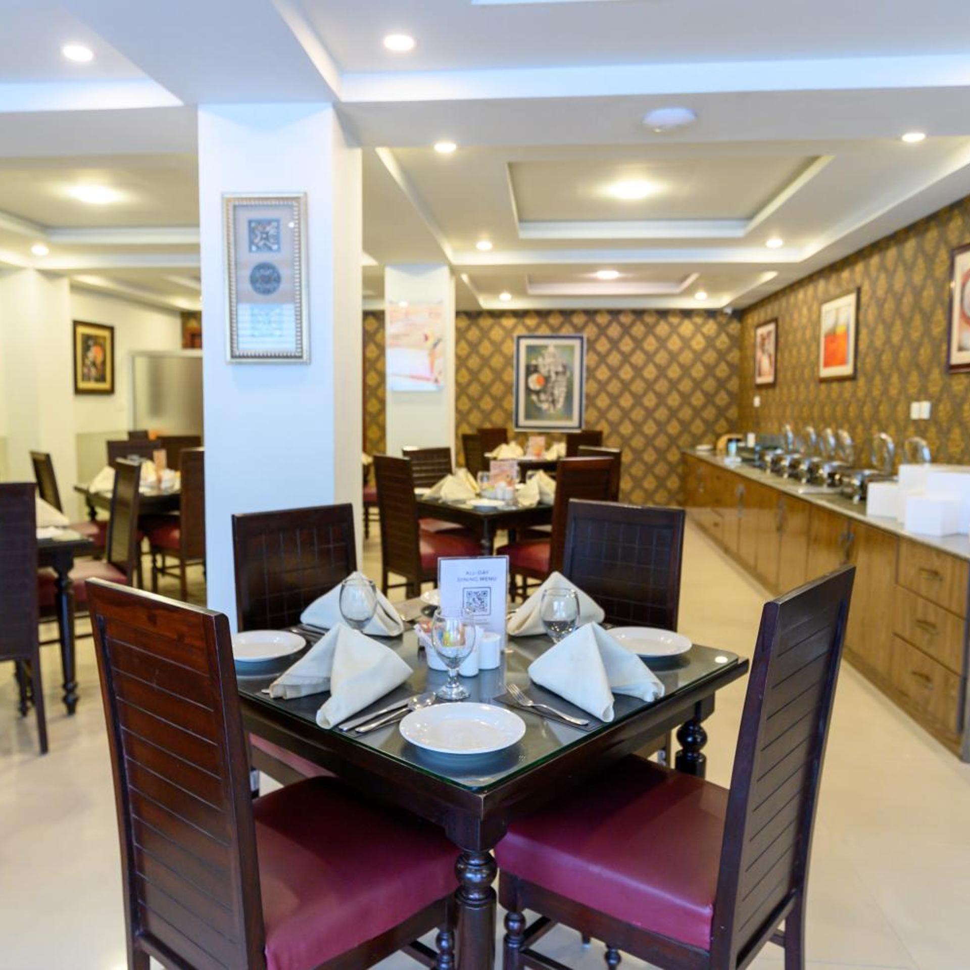 Hotel One Jinnah 31/41