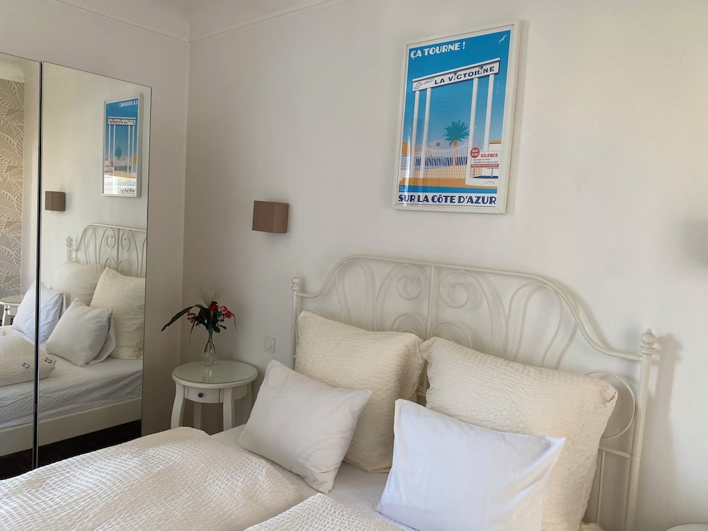 Hotel Villa Victorine 33/53