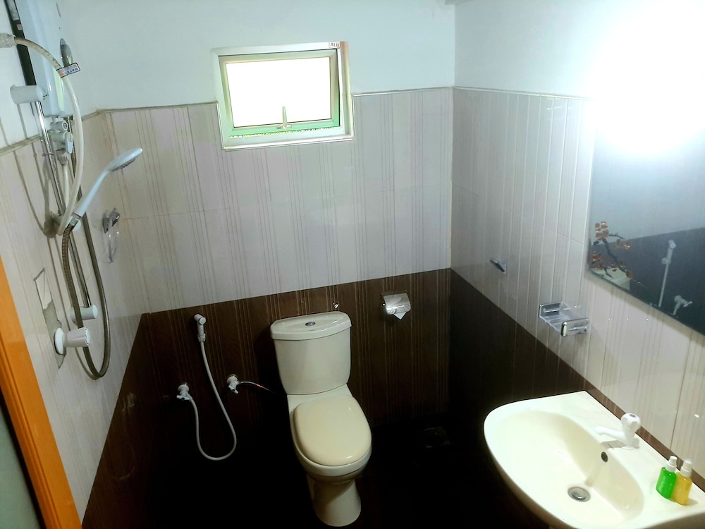 Palitha Home Stay 39/43