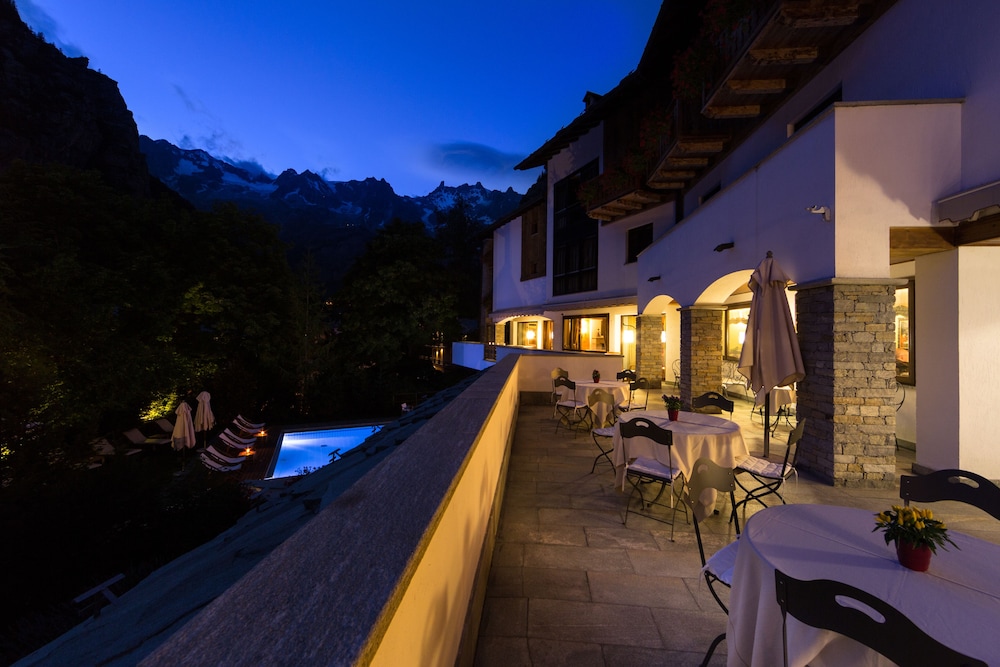 Gran Baita Hotel Wellness 9/91