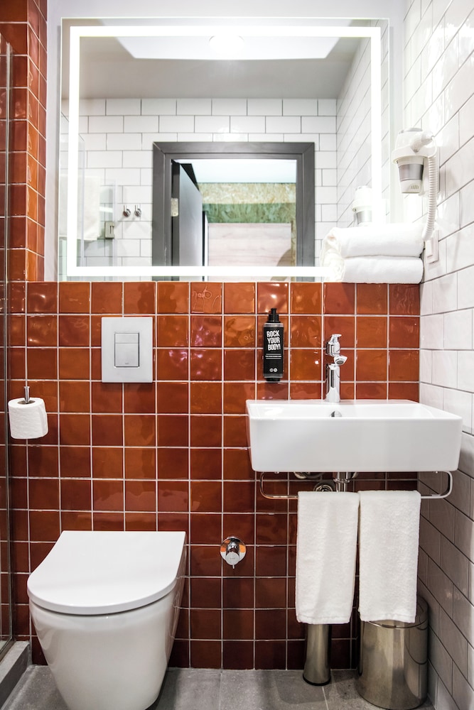 Ibis Styles Tbilisi Mziuri Park 36/37