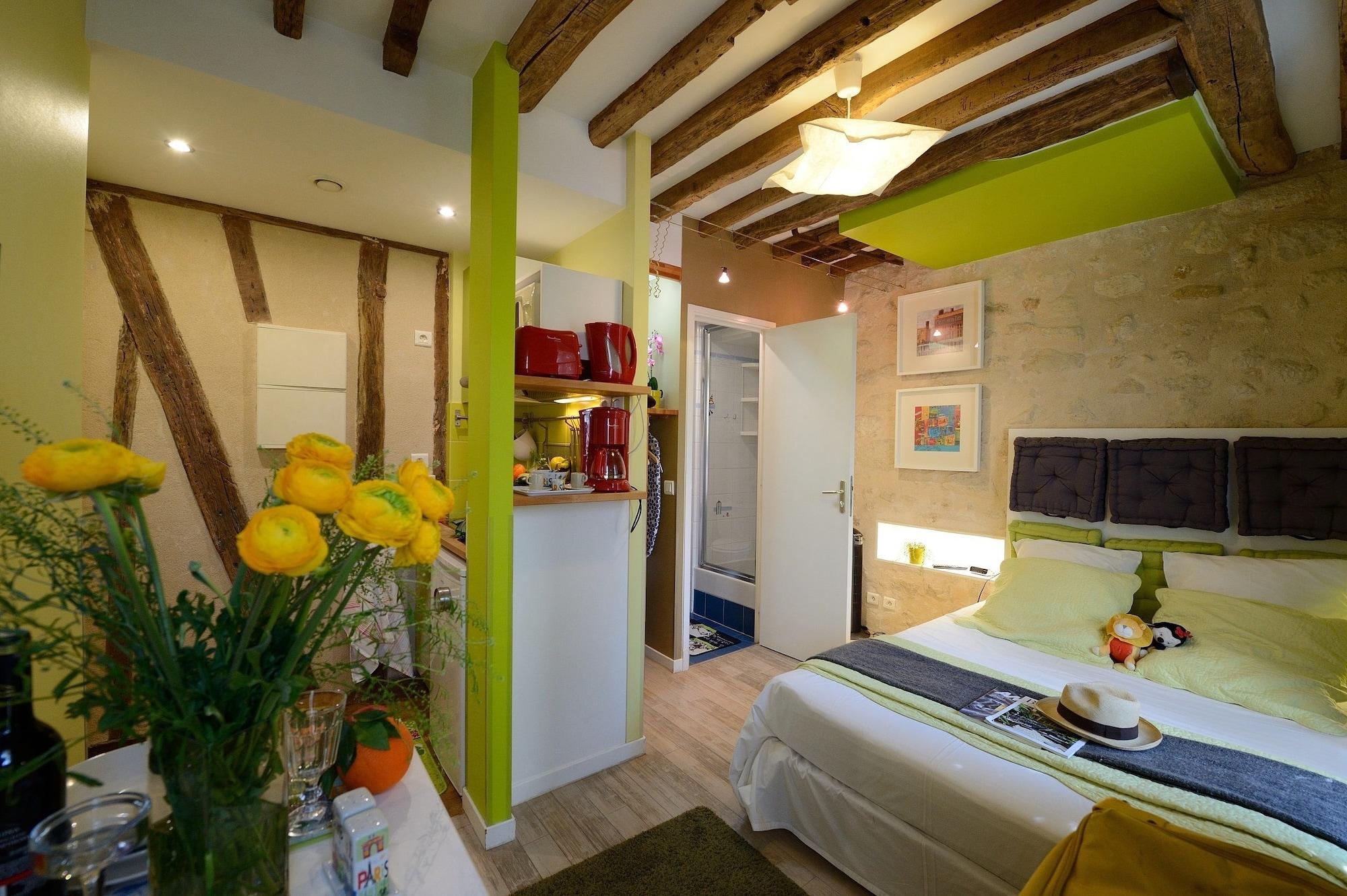 Dream, Studio, Les Patios Du Marais 3/4