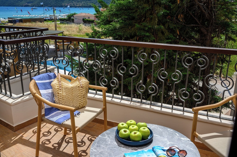 Elisso Hotel 34/50