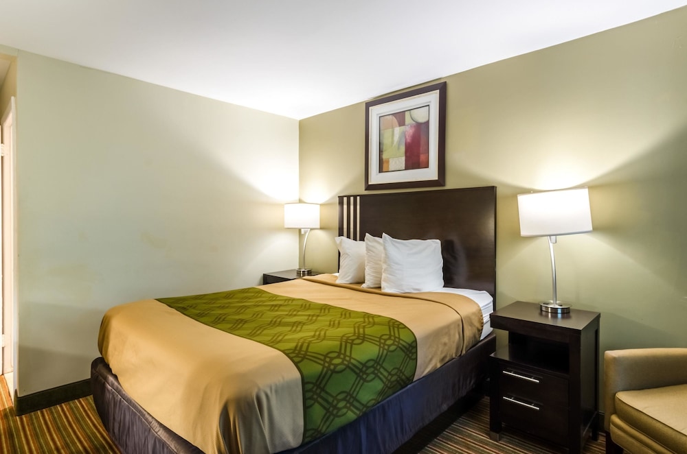 FairBridge Inn Express Pittsfield MA 22/51