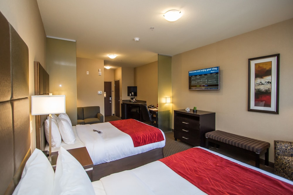 Comfort Suites Kelowna, BC 16/52