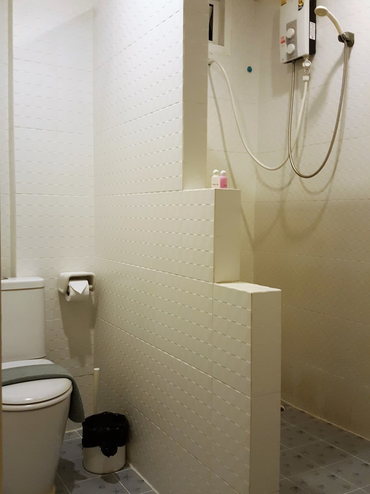 Limburi Hometel 68/73
