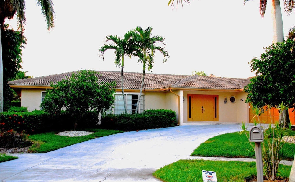 Villa Marco Island 41/50