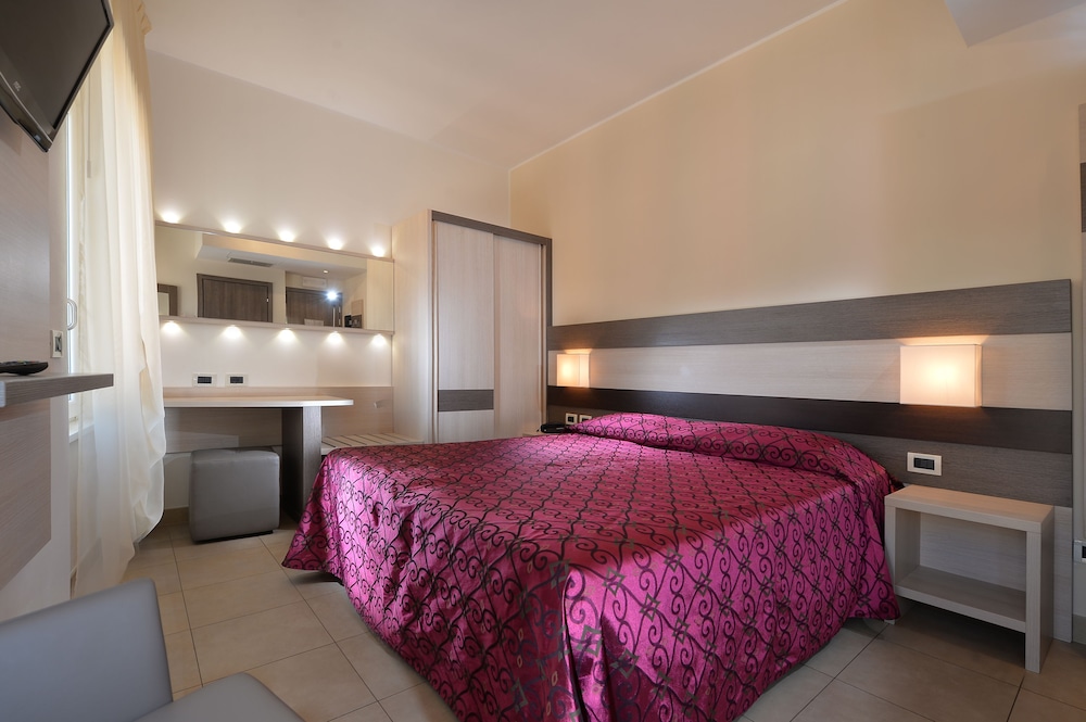 Hotel Siena 23/48