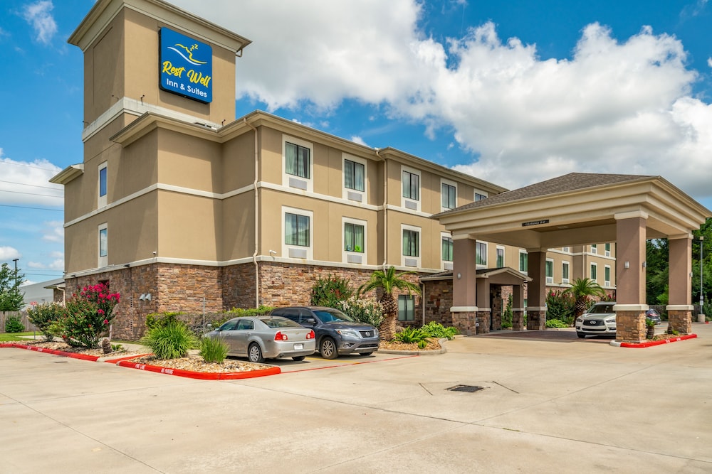 北休斯顿 I-45 斯利普套房酒店(RestWell Inn & Suites Houston) 图片1