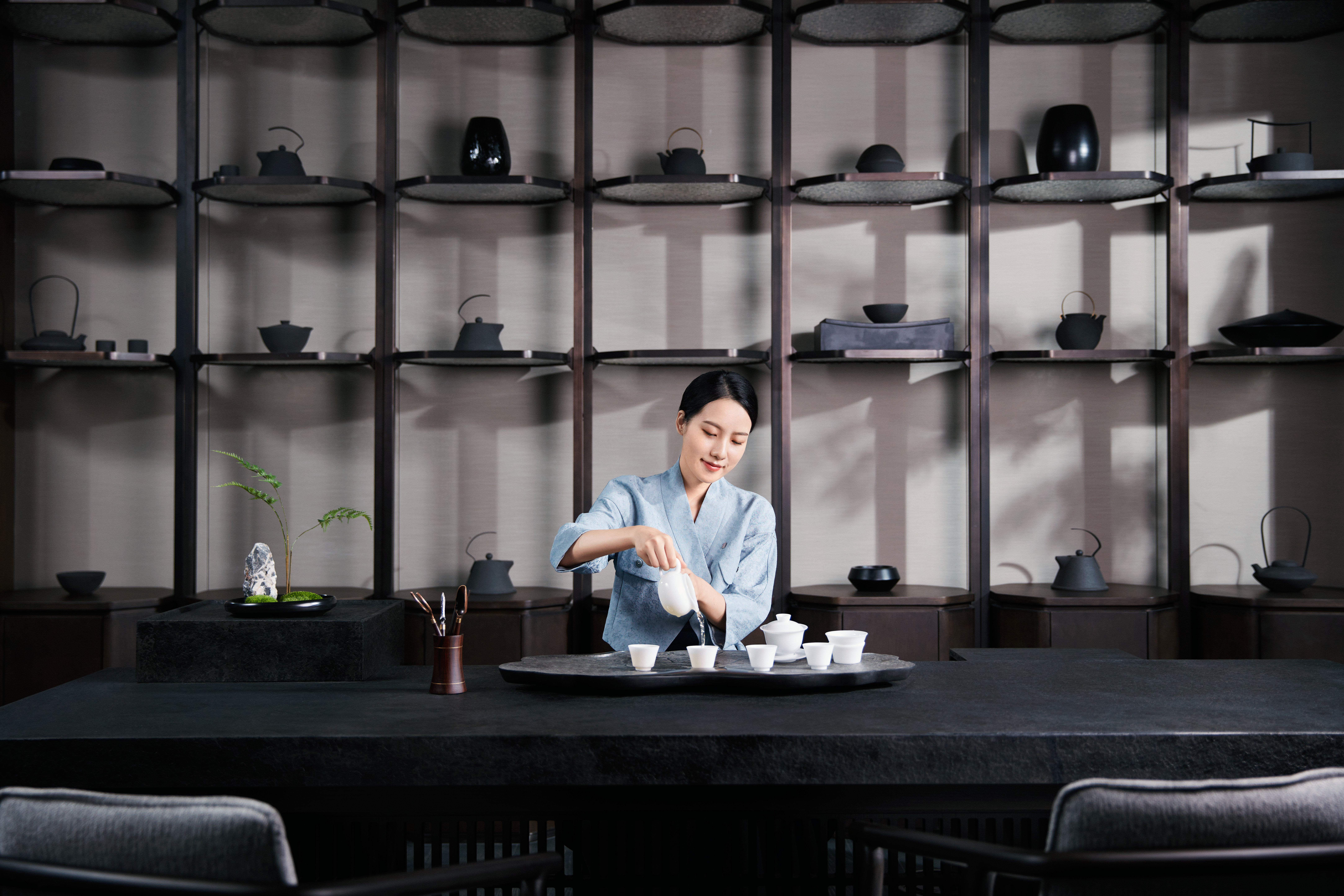 HUALUXE YANGJIANG CITY CENTER 70/79