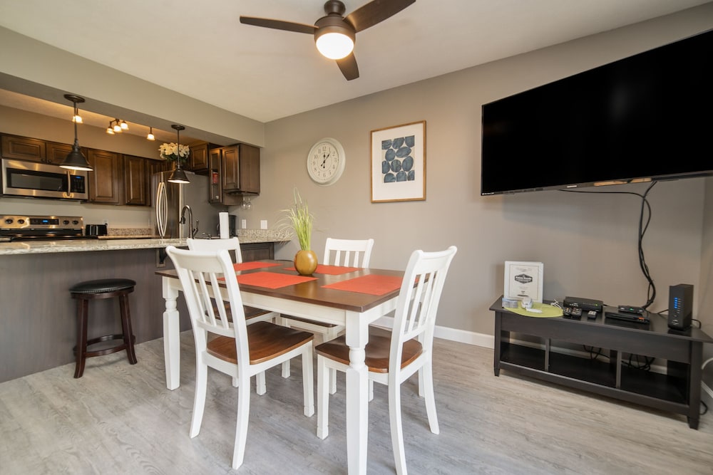 Pointe Royale Condominium Resort & Golf Course 63/81